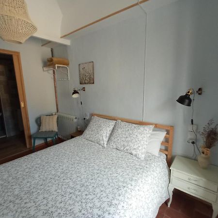 Les Magranes Bed & Breakfast Argelaguer Exteriör bild