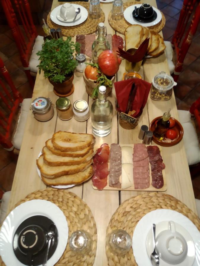 Les Magranes Bed & Breakfast Argelaguer Exteriör bild
