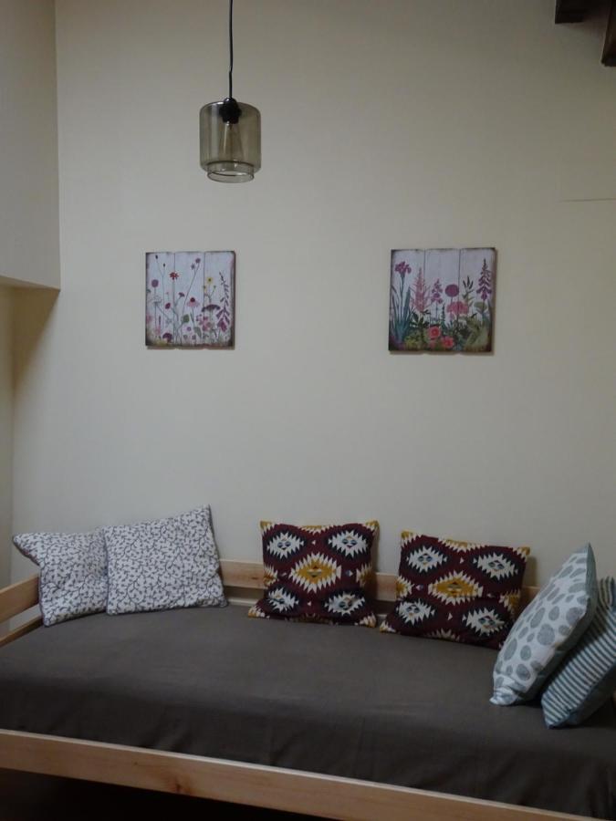 Les Magranes Bed & Breakfast Argelaguer Exteriör bild