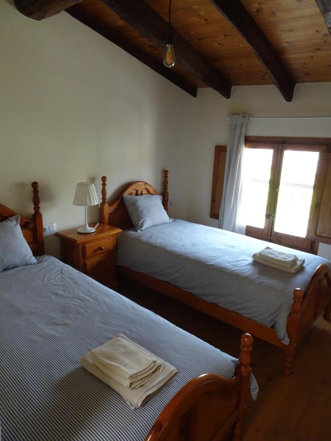 Les Magranes Bed & Breakfast Argelaguer Exteriör bild