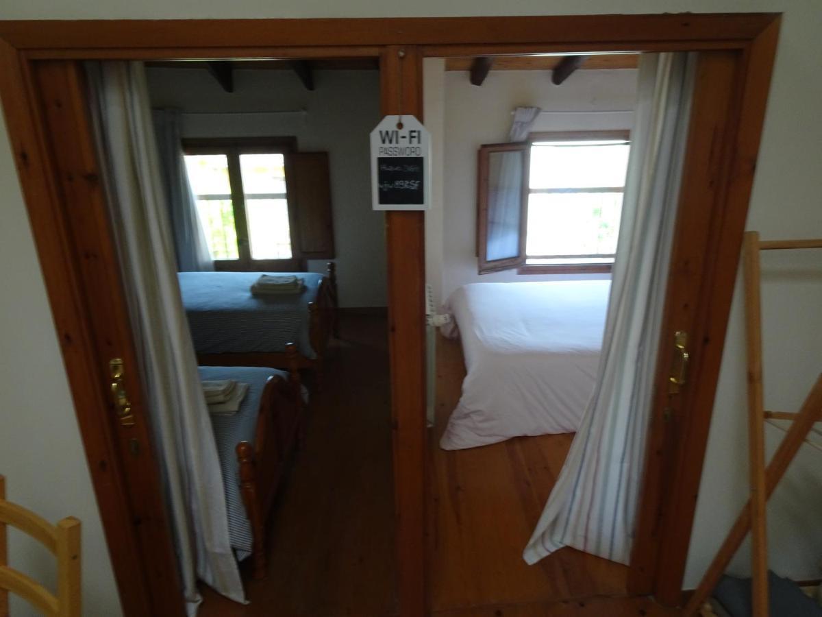 Les Magranes Bed & Breakfast Argelaguer Exteriör bild