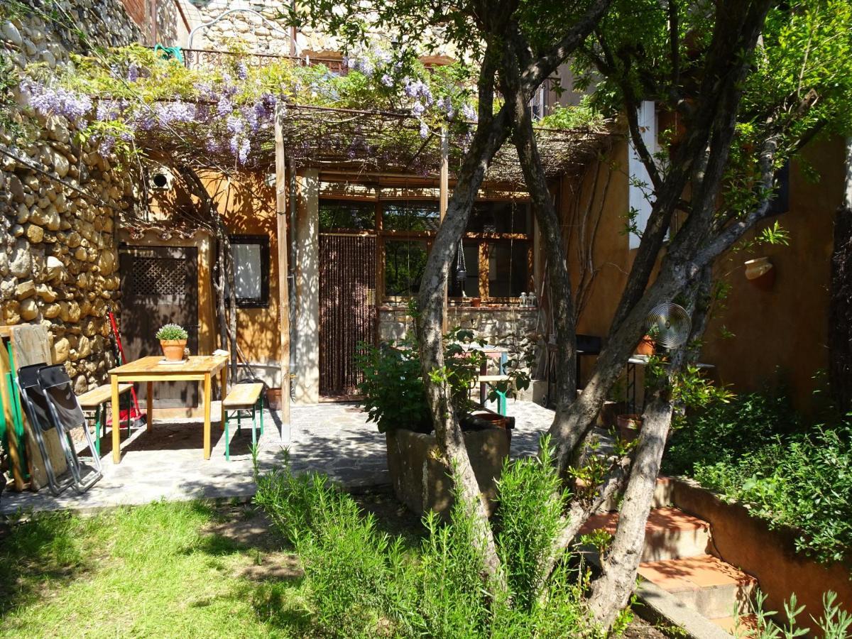 Les Magranes Bed & Breakfast Argelaguer Exteriör bild