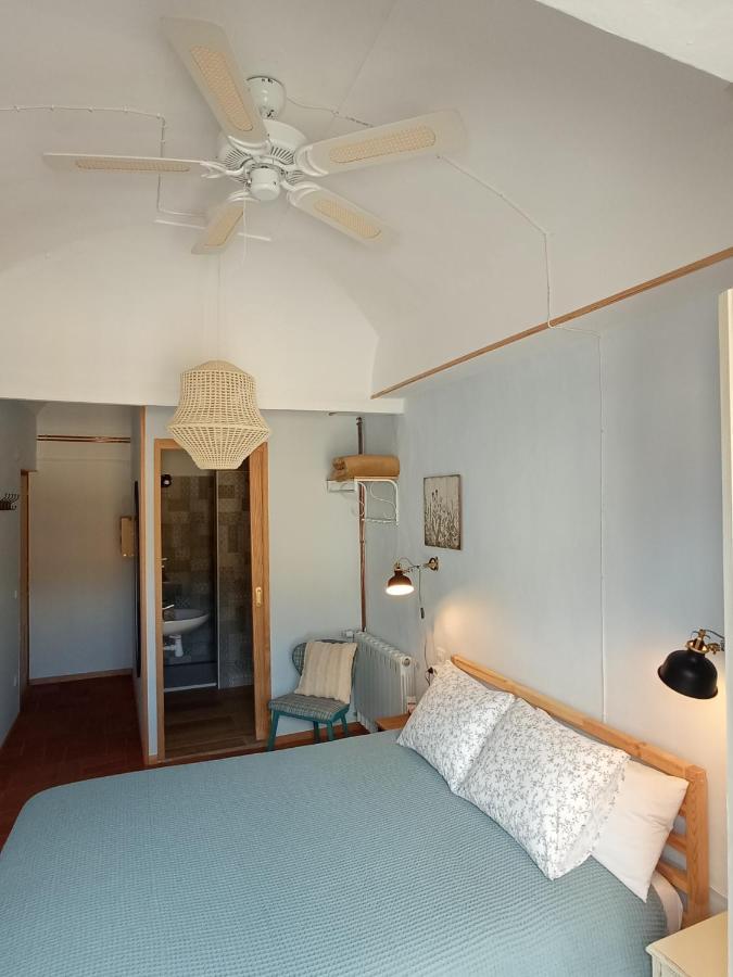 Les Magranes Bed & Breakfast Argelaguer Exteriör bild