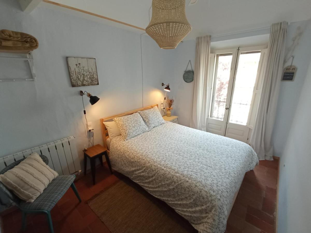 Les Magranes Bed & Breakfast Argelaguer Exteriör bild