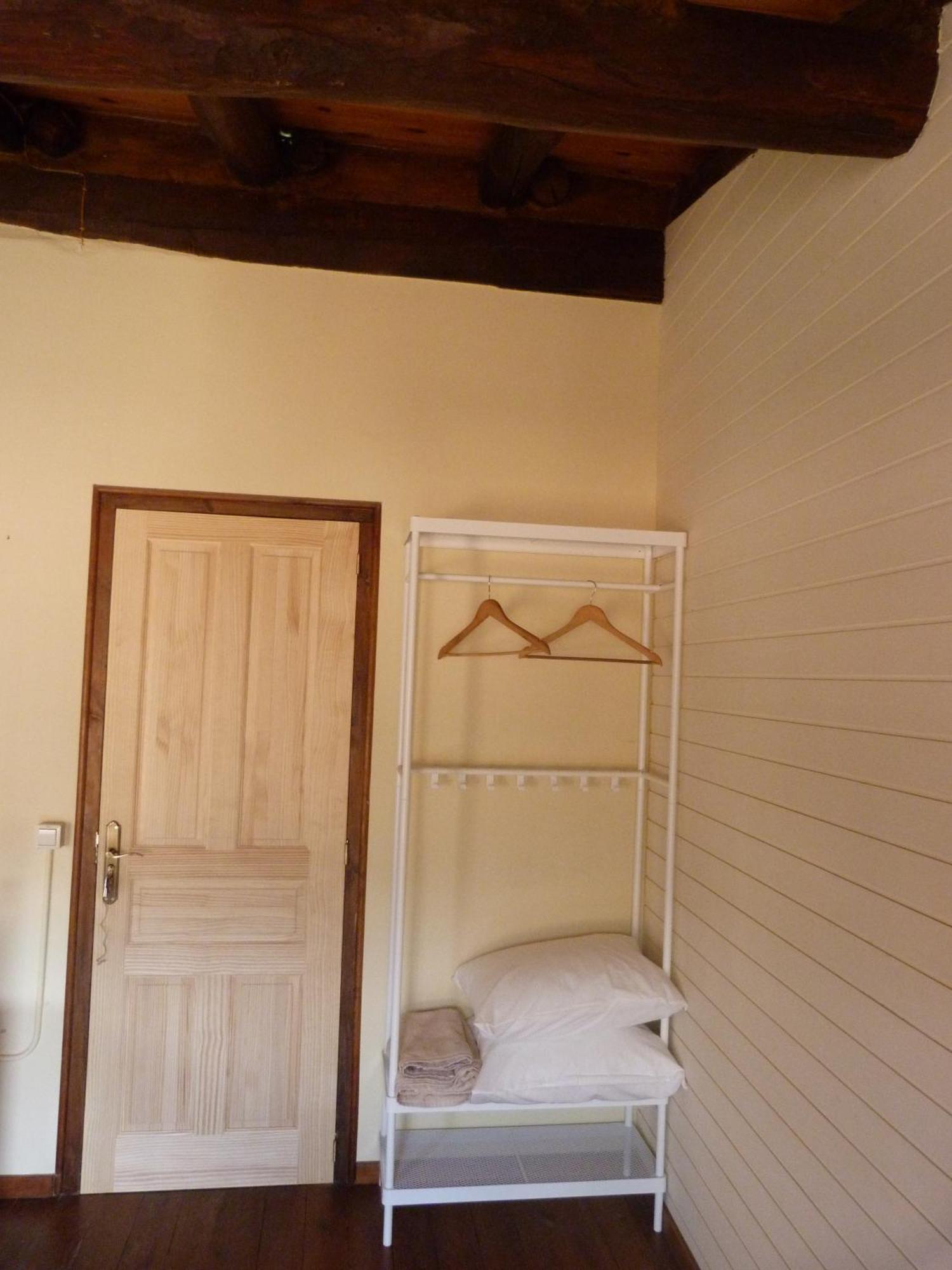 Les Magranes Bed & Breakfast Argelaguer Rum bild